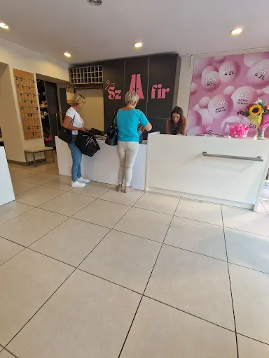 Szafir Odzież Używana